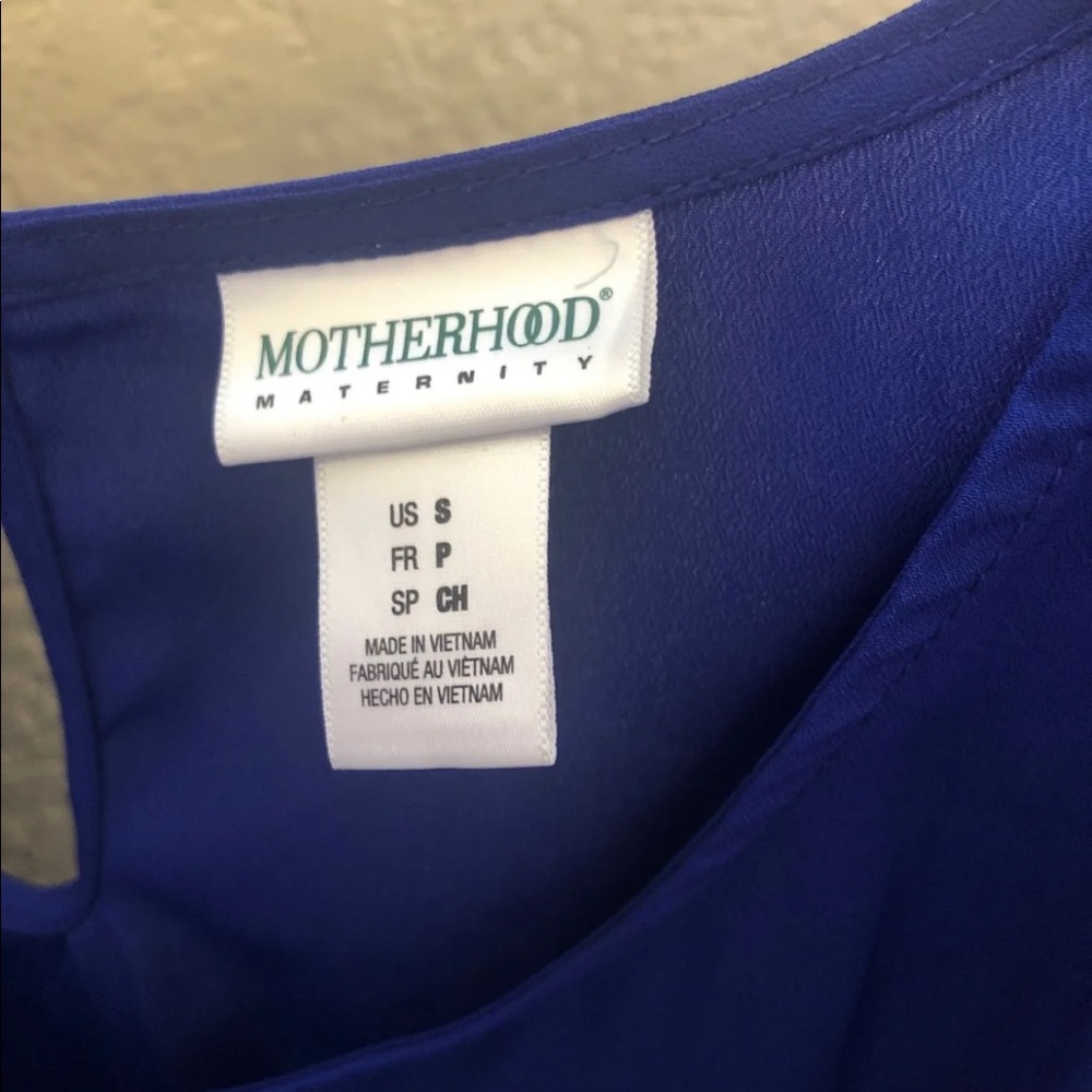 Maternity top bundle - Picture 3 of 5